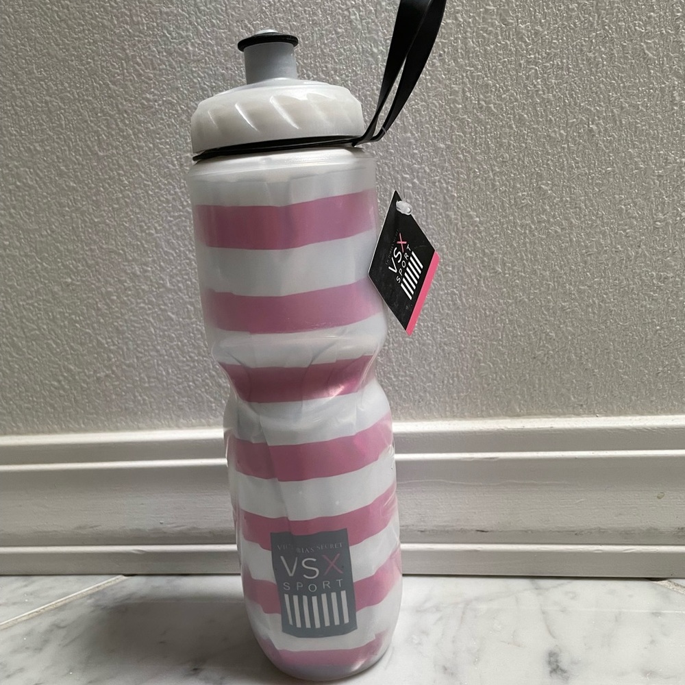 Victoria Secret Sport water bottle- NWT